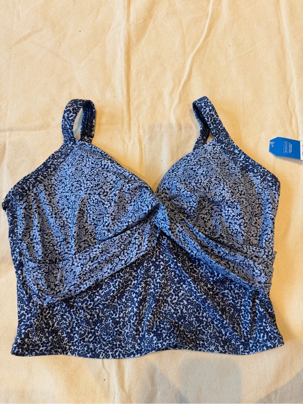 Lands' End tankini top size 16 DDD